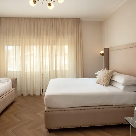 Hotel Gran Torino